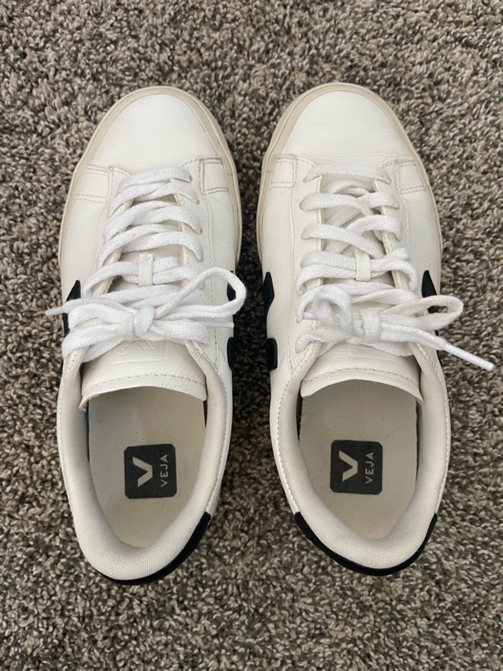 Women’s Veja Campo Leather Sneakers White/Black US 7/EU 38 - Picture 4 of 8